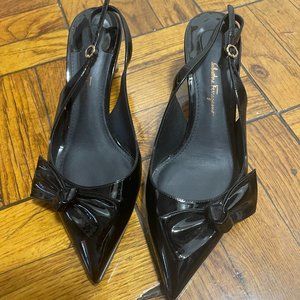 Salvatore Ferragamo black bow patent leather slingback pumps